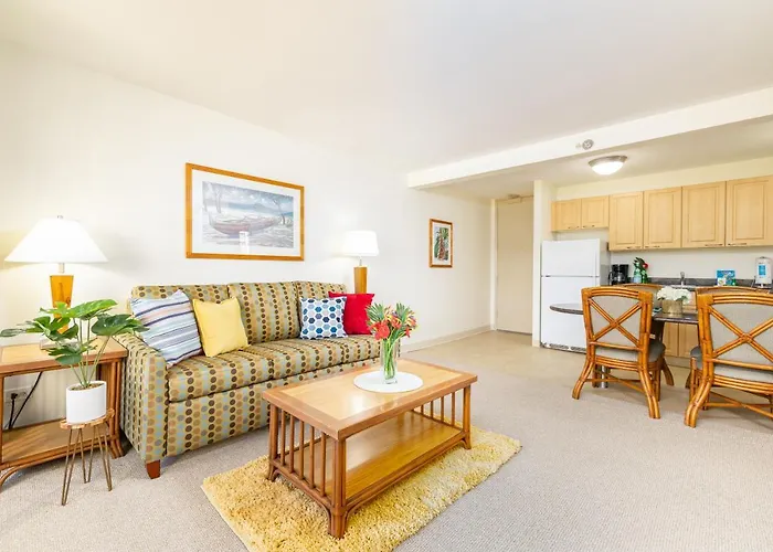 Great Diamond Head Views, 2Br Condo With Free Parking!